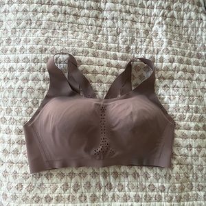Victoria’s Secret - Victoria Sport - Angel Max Sports Bra 36C